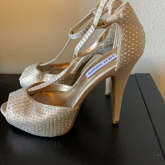 Prom shoes - Picture 2 of 4